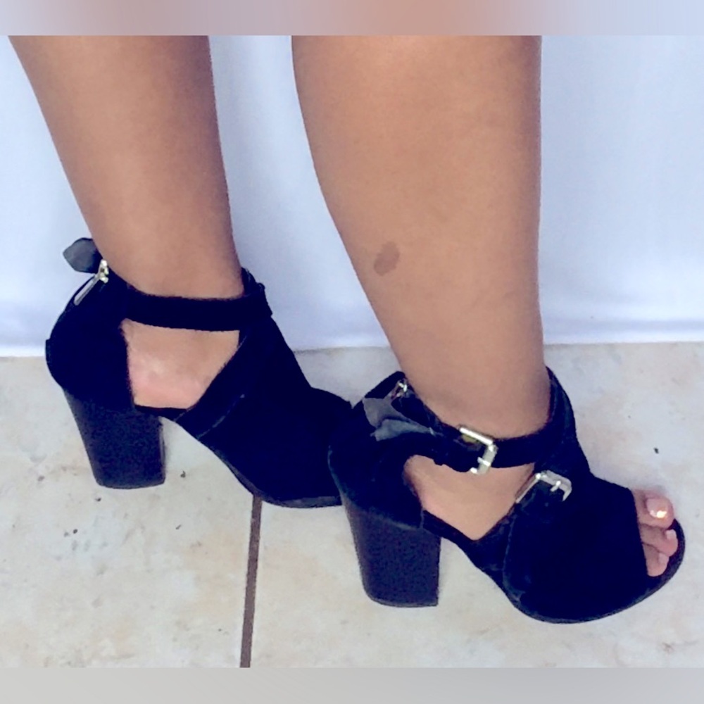 Dolce Vita black open toed heels